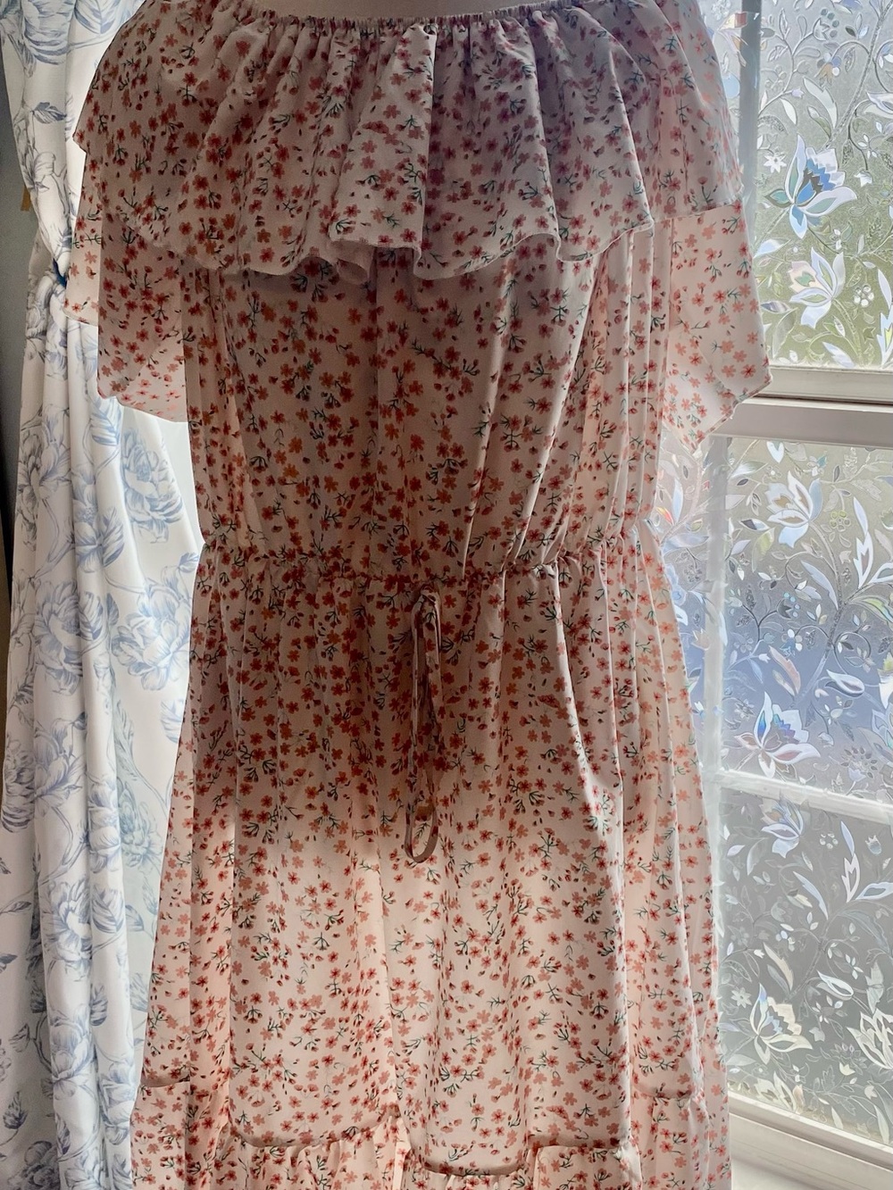 SHEIN Pink Floral Ruffle Off-Shoulder Dress